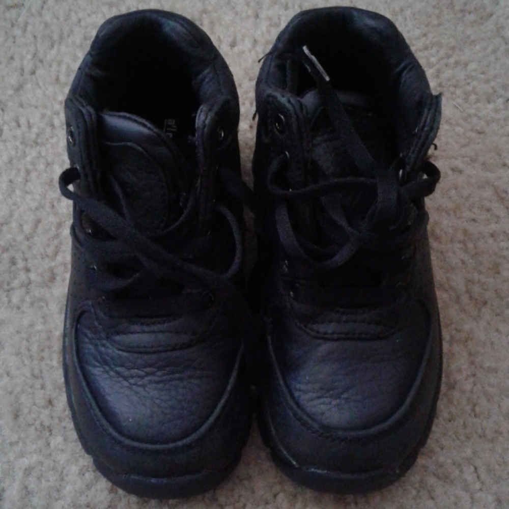 BLACK FRIDAY ***Black Nike ACG Boots. Waterproof